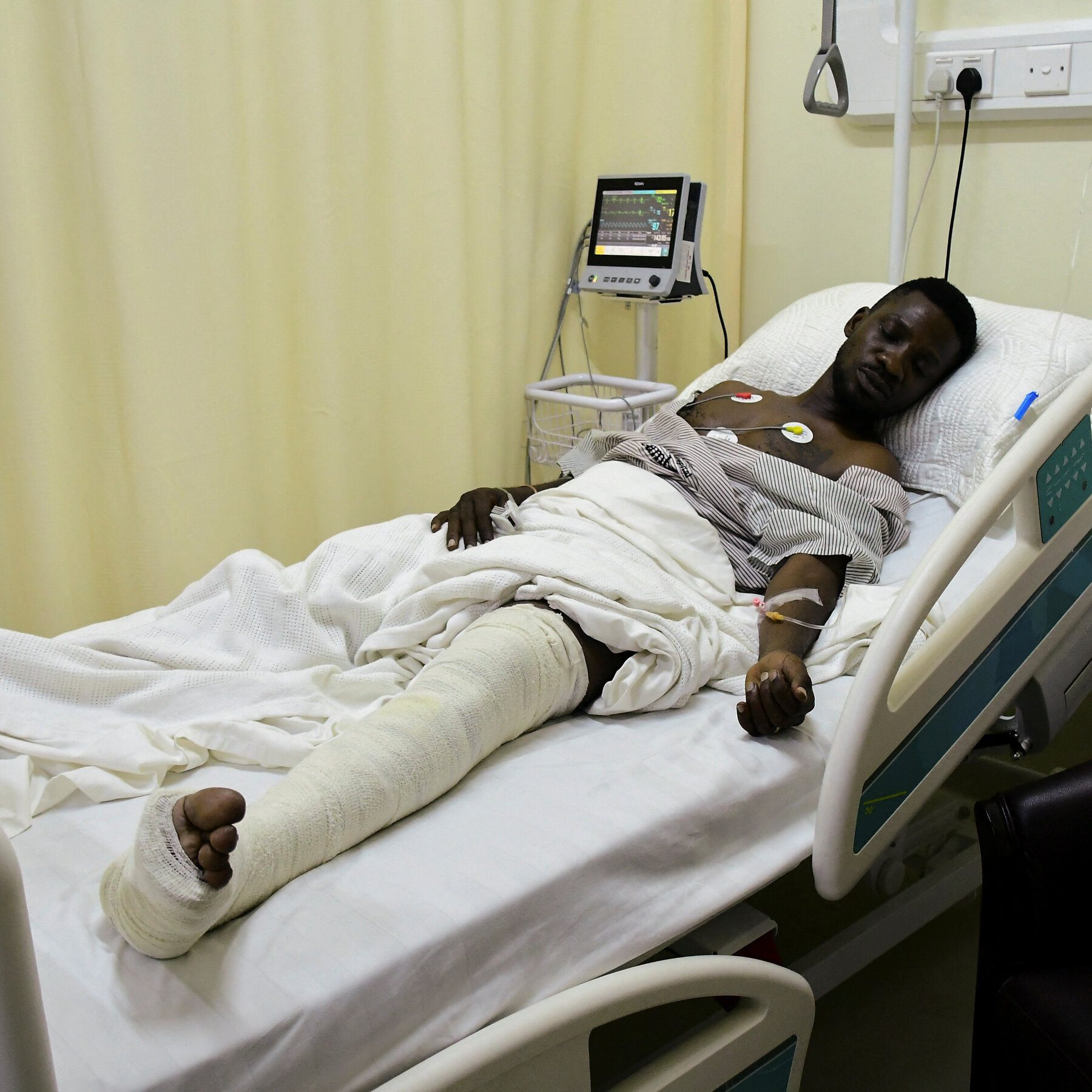 Ugandan Opposition Leader Bobi Wine Shot In Leg In Clash With Police