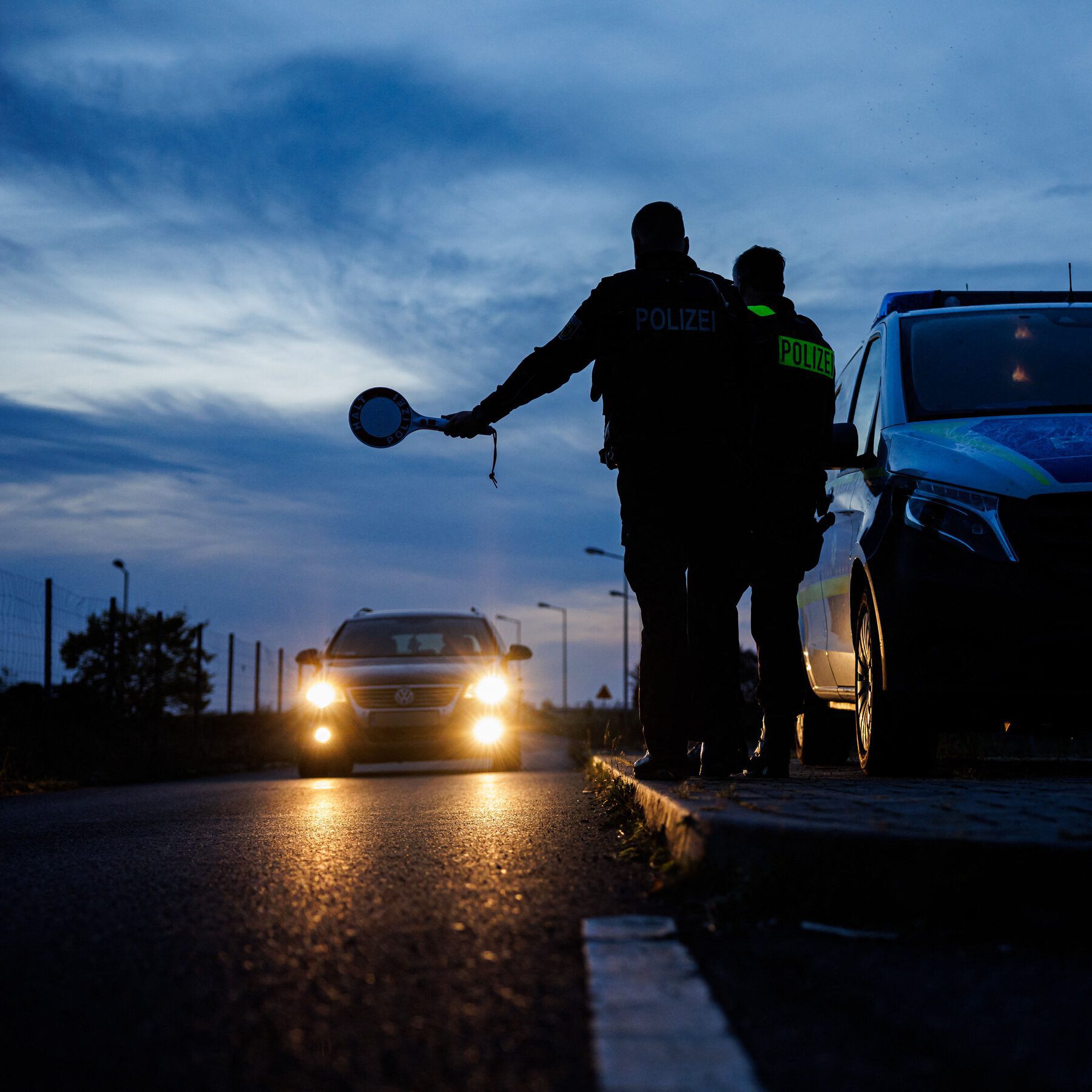 Germany To Tighten Border Controls As Anti Immigrant Parties Gain Votes