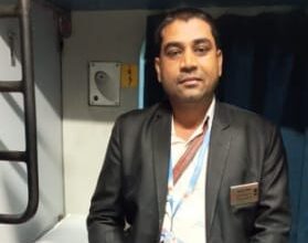 Video: Ticket Checker's Cpr Revives Elderly Man After Heart Attack In Train