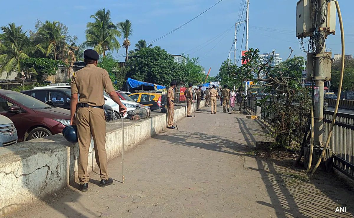 Woman Finds Out Husband Had Affair, Seeks Divorce, He Throws Acid On Her