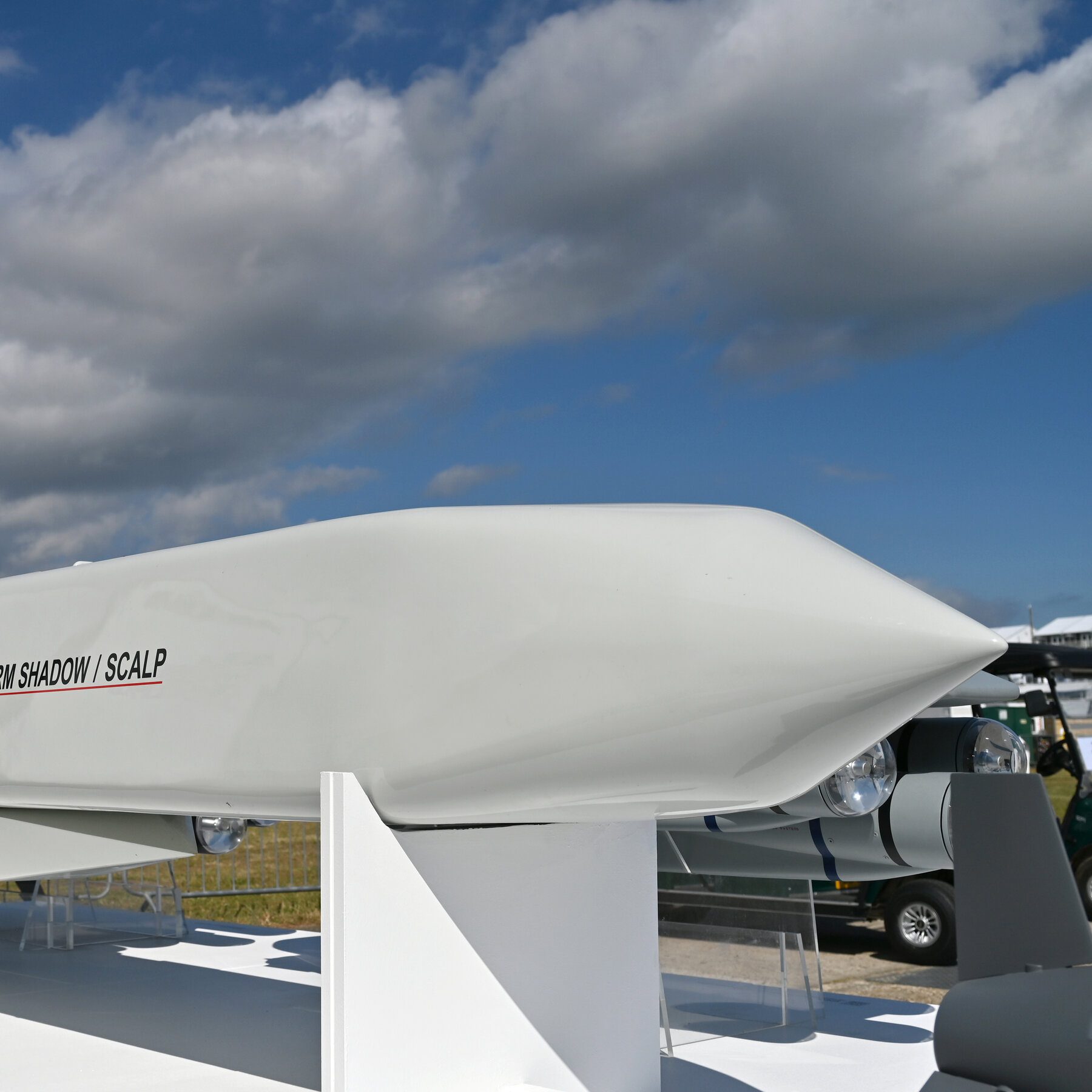 Russia Expels 6 U.k. Diplomats As Tensions Mount Over Missiles