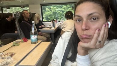 ‘like Being In Prison’: Via Rail Passenger Says People Stranded Without Food, Water On Quebec Train
