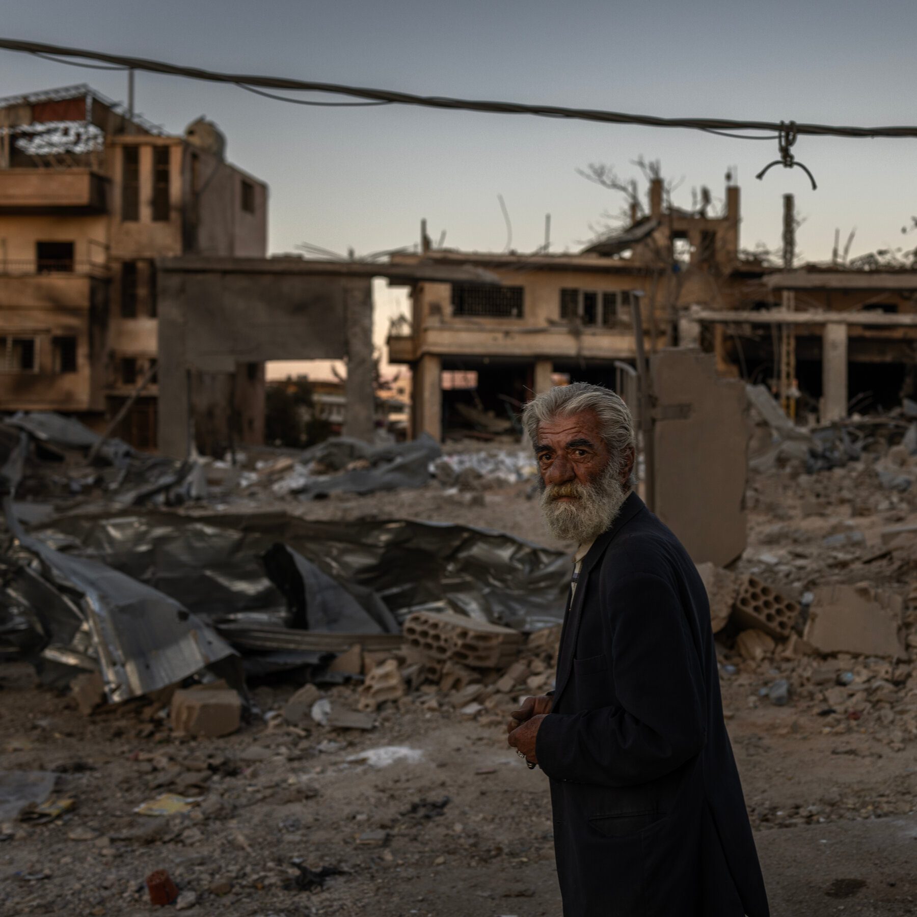 Why The World’s Biggest Powers Can’t Stop A Middle East War