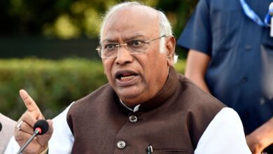 No One Should Retire In Politics: Mallikarjun Kharge