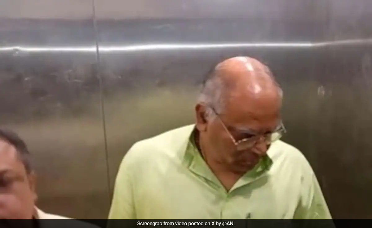 Bengal Minister Appears For Probe Agency In School Jobs Scam Case