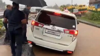 Video: Shivraj Singh Chouhan's Car Gets Stuck In Pothole In Jharkhand