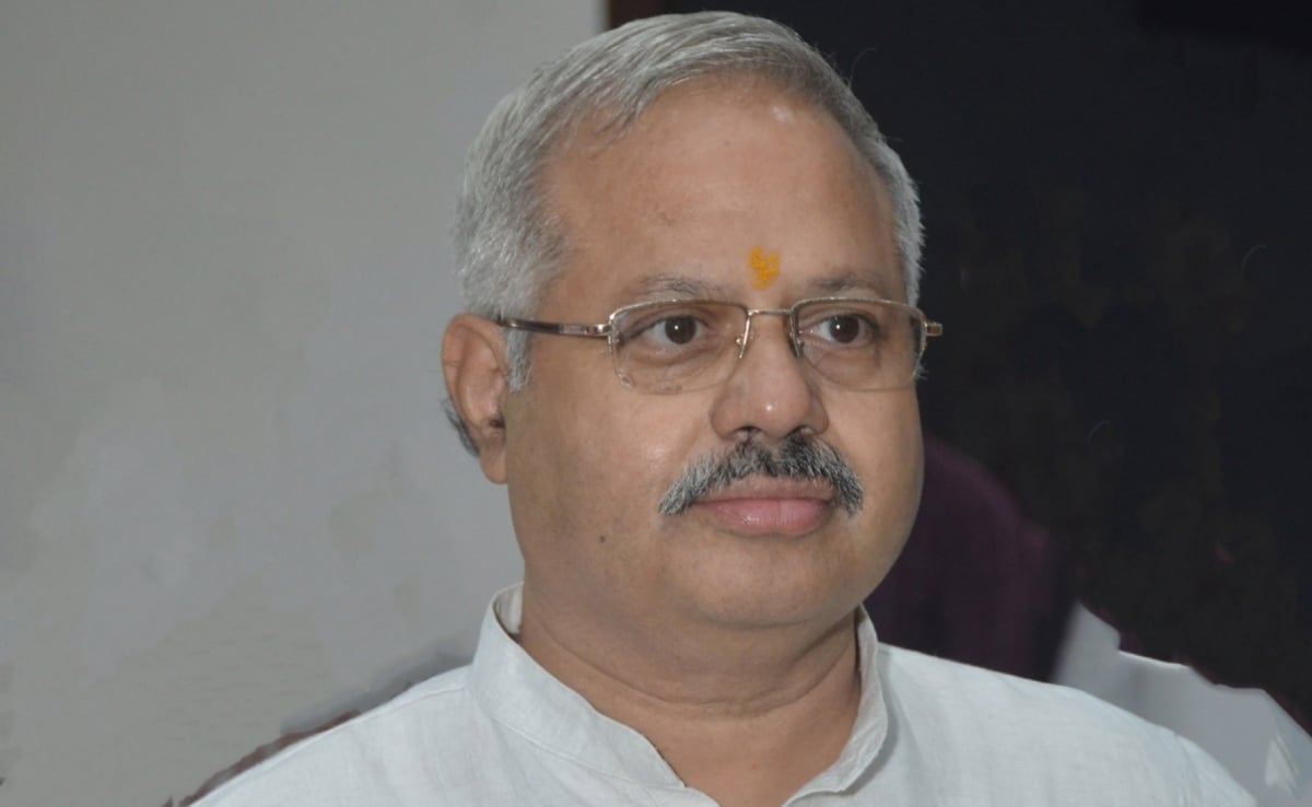 "family Matters...": Rss Leader On Jp Nadda's Bjp 'self Sufficient' Remark