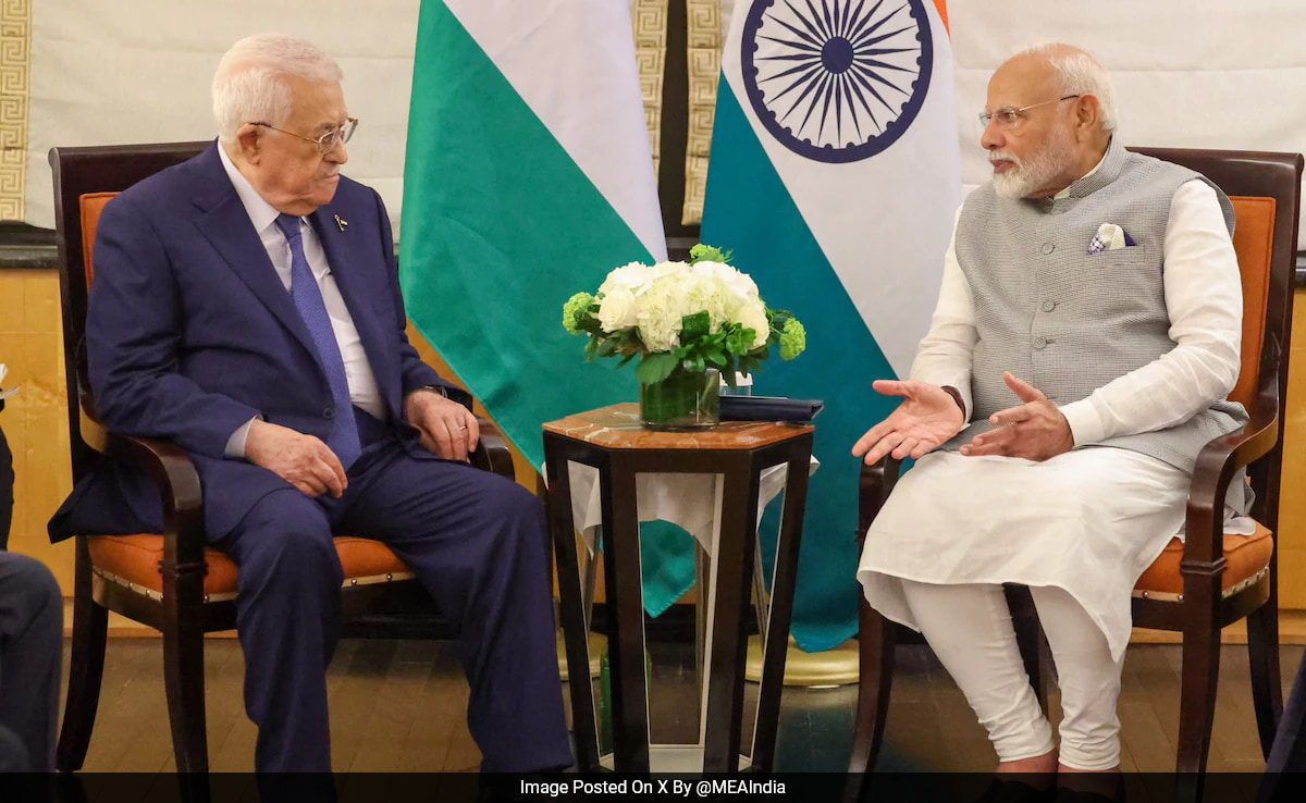 Pm Modi Meets Palestinian President, Expresses "deep Concern" Over Gaza
