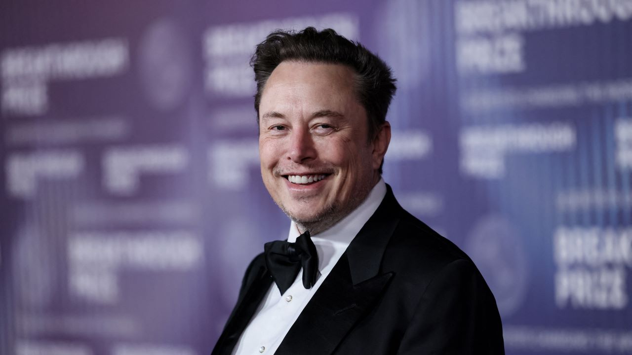 Elon Musk Could Become World's First Trillionaire By 2027