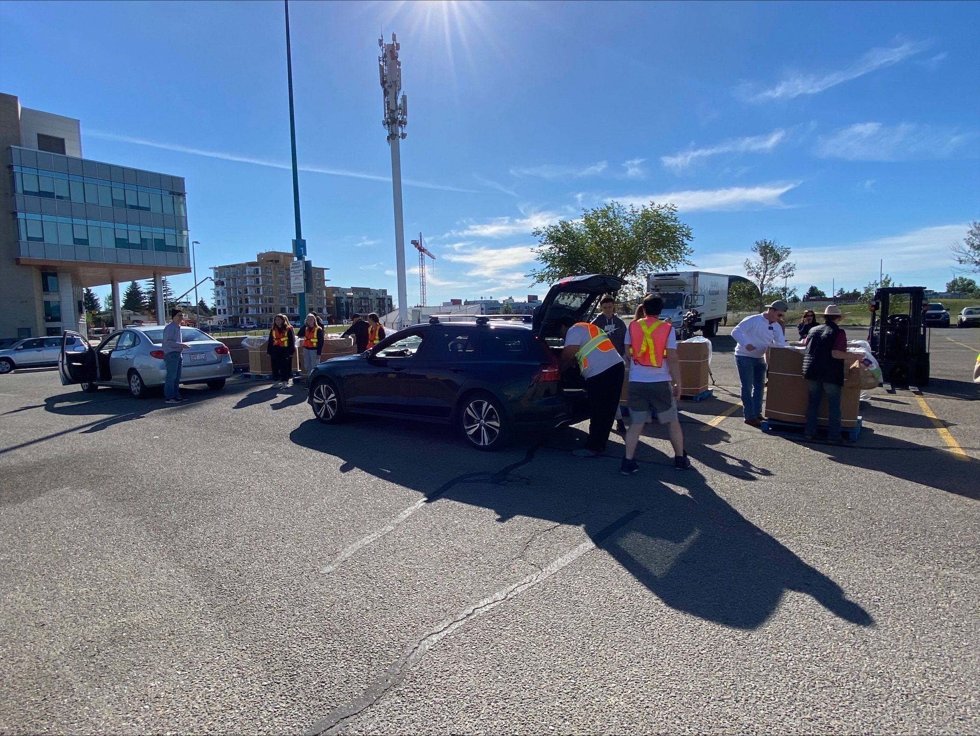 20 Years Of Giving: Residents Fill Bags For Calgary Food Bank’s 2024 Collection Drive