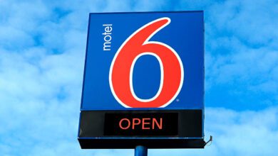 Motel 6 Sold To India Based Oyo Hotels For $525 Million: 'new Chapter'