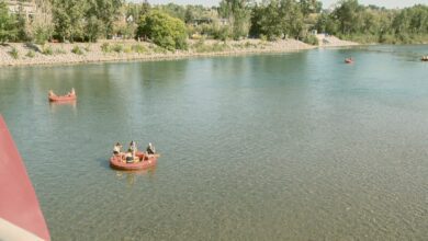 Calgarians Embrace Final Days Of Summer Temperatures Amid Continued Water Restrictions