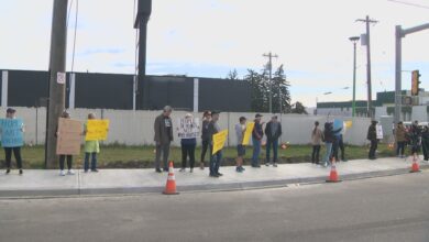 Protest Outlines Concerns About Incoming Edmonton Shelter Location: ‘there’s No Services’