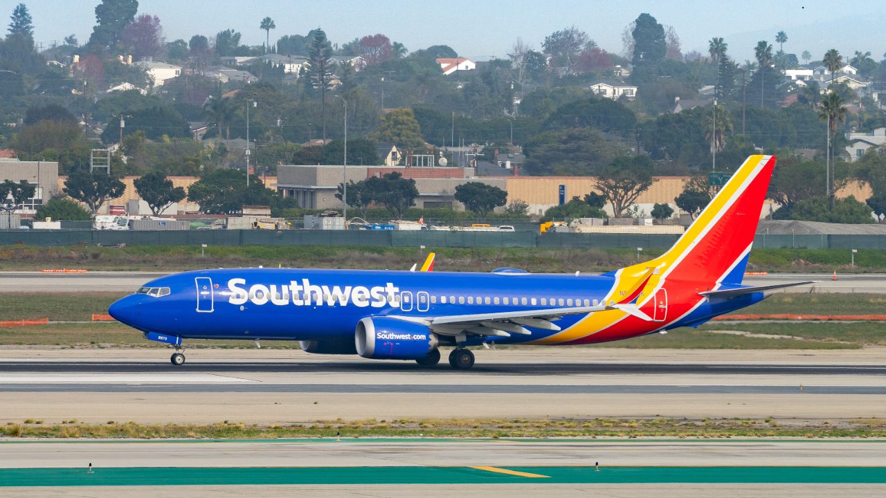 Southwest Airlines' Battle With Activist Investor Heats Up: Are Free Bags On The Chopping Block?