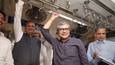 Railway Minister Travels By Local Train In Mumbai, Chats With Commuters