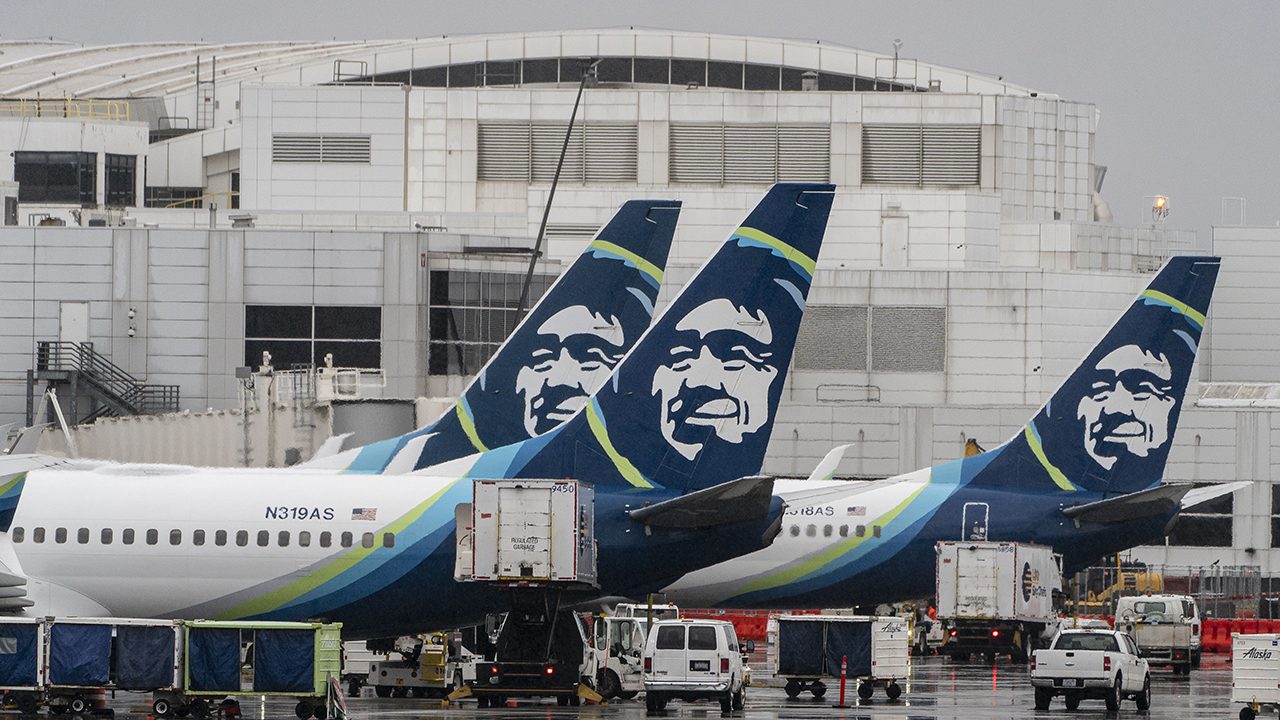 Alaska Airlines Flight Attendants Hospitalized, Flight Diverted Due To Strange Odor