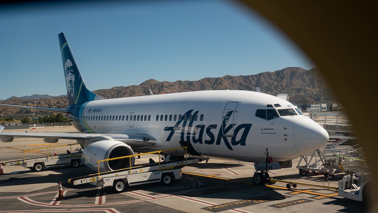 Alaska Hawaiian Merger Clears Dot, Must Preserve Rewards Miles And Routes