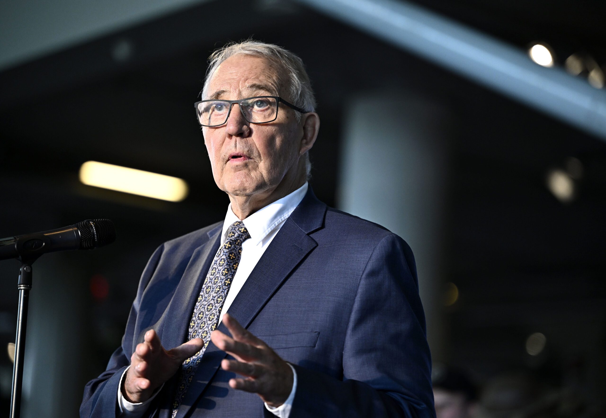 Canada Plans To Send Ukraine Over 80k Unarmed Small Rockets