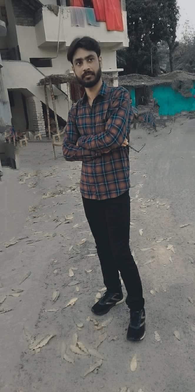 Railway Employee Accused Of Molesting Girl, Passengers Beat Him To Death