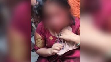 Woman Jdu Leader Thrashed, Paraded With Slippers By Party Colleague In Bihar