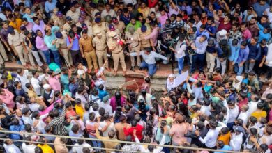 Badlapur Sex Assault Accused Snatches Cop's Revolver, Injures Himself