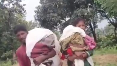 No Ambulance, Maharashtra Parents Carry Dead Sons Back Home On Shoulders