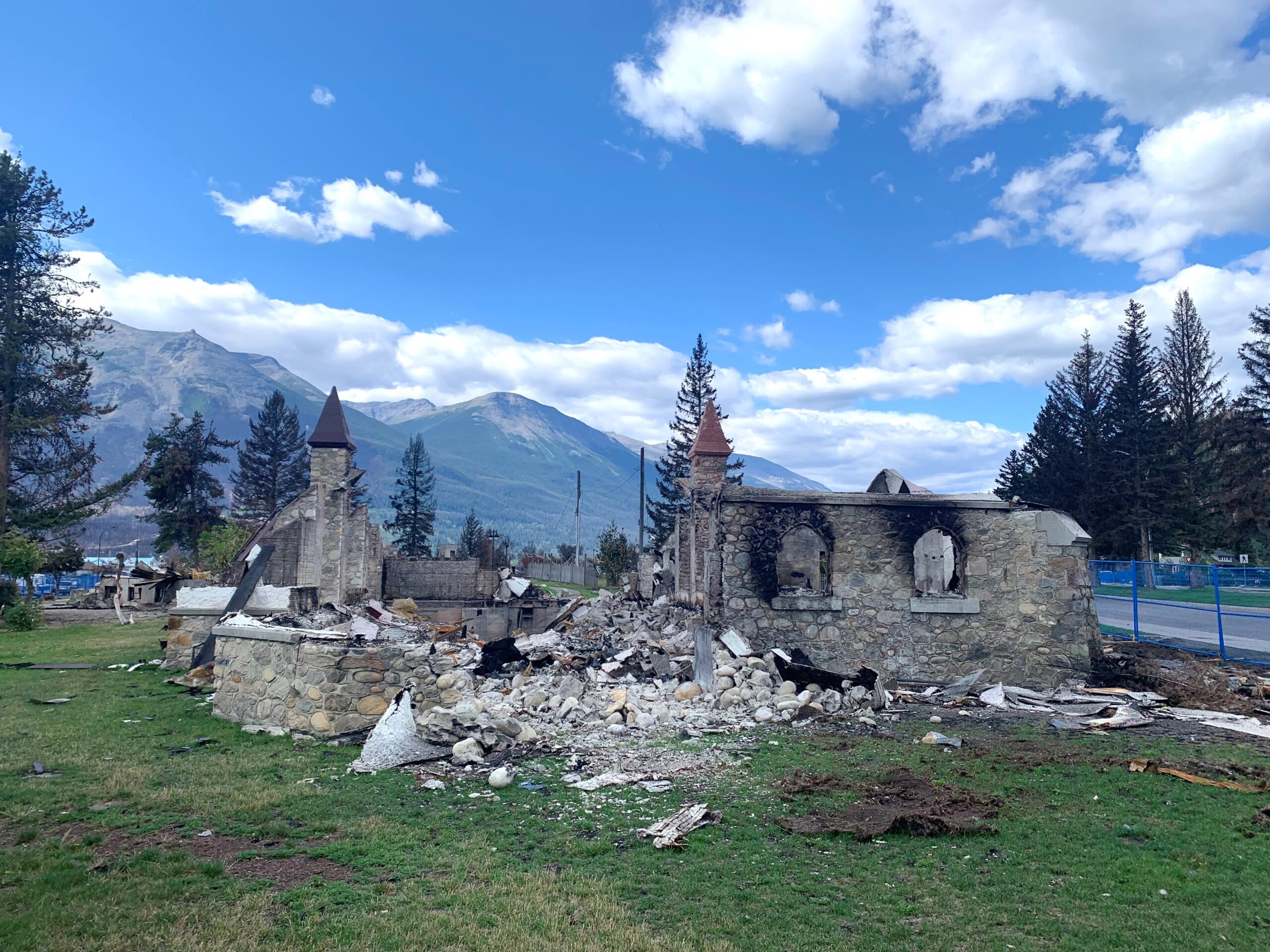 Fires And Floods: 4 Disasters Across Canada Led To Record Number Of Insurance Claims In 2024