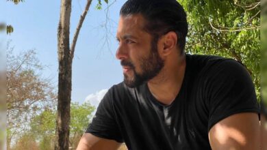 Biker Enters Salman Khan's Security Convoy, Charged With Rash Driving
