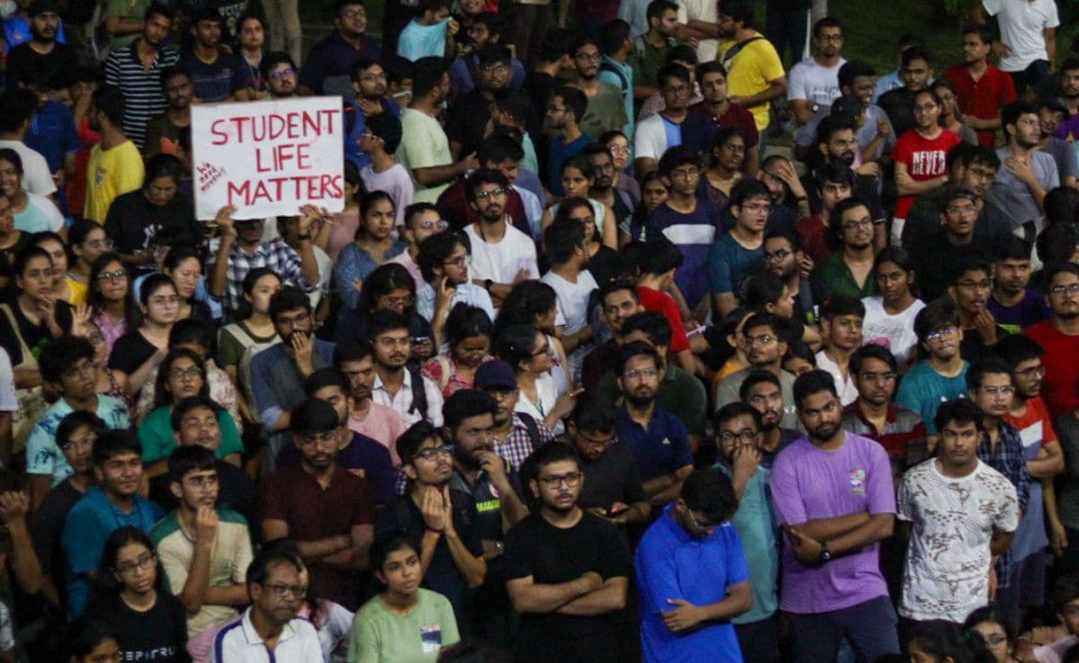 "saw Our Friend Hanging For Hours": Massive Protest At Iit Guwahati