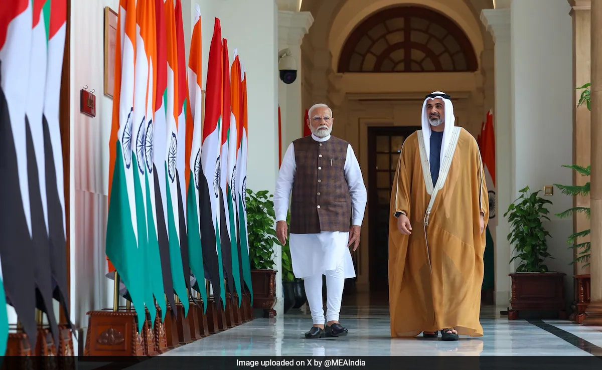 Pm, Uae Crown Prince Hold Bilateral Talks, Sign Agreements