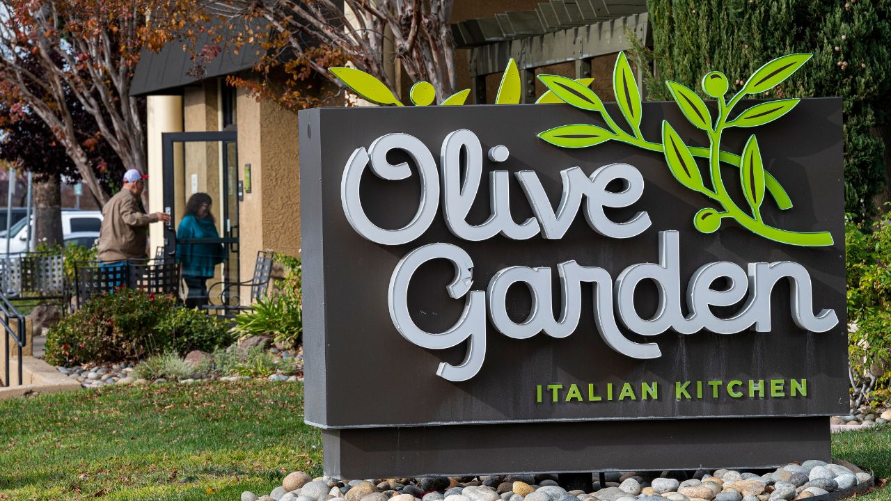 Uber To Provide Delivery For Olive Garden In New Partnership