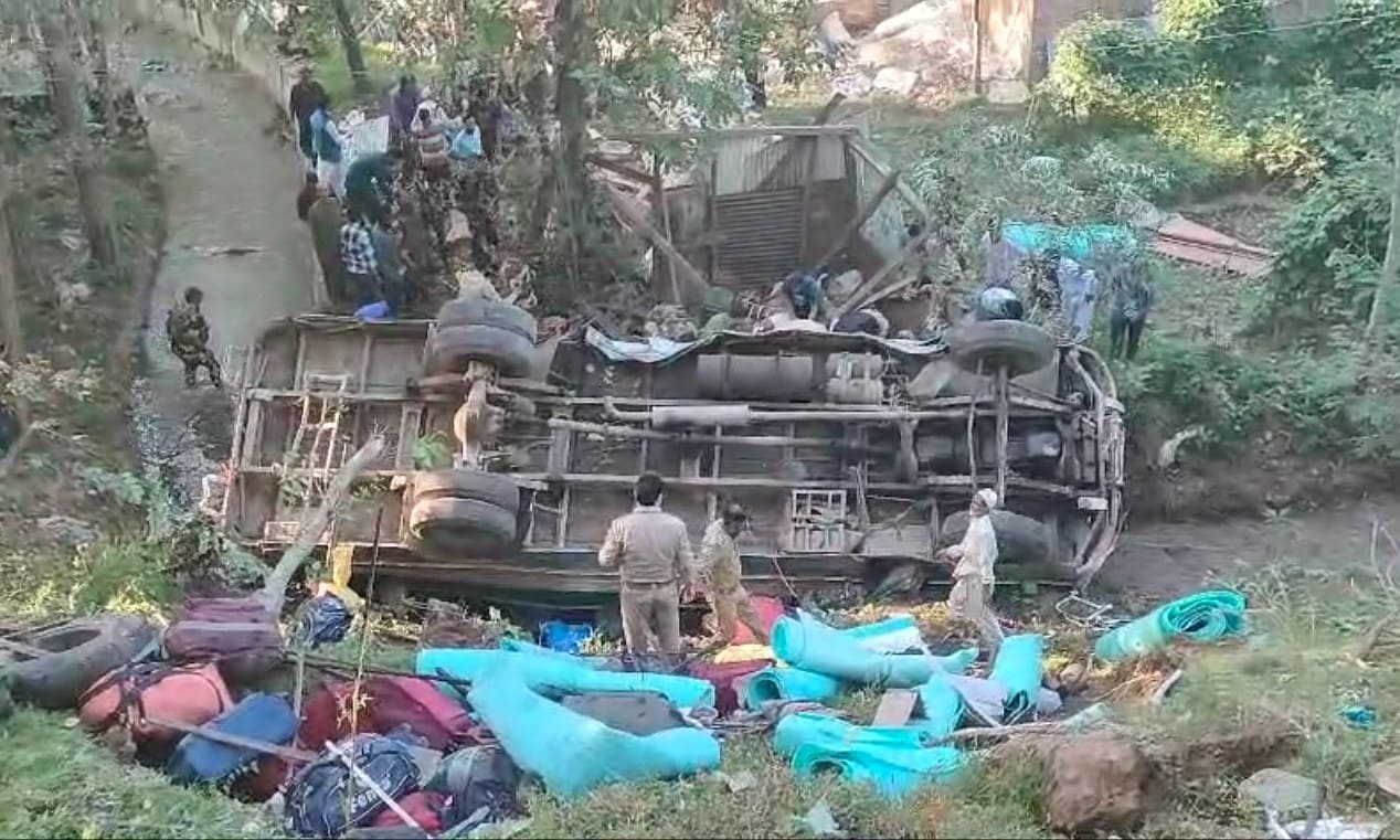 3 Jawans Dead As Bus Falls Into Gorge In Jammu And Kashmir's Budgam