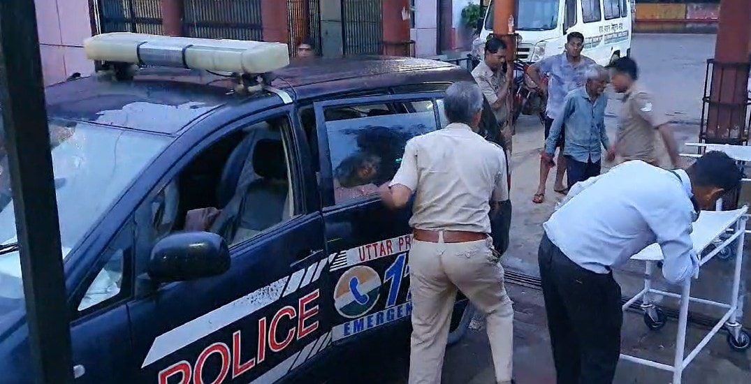 12 Killed After Bus Van Collision On Agra Aligarh National Highway