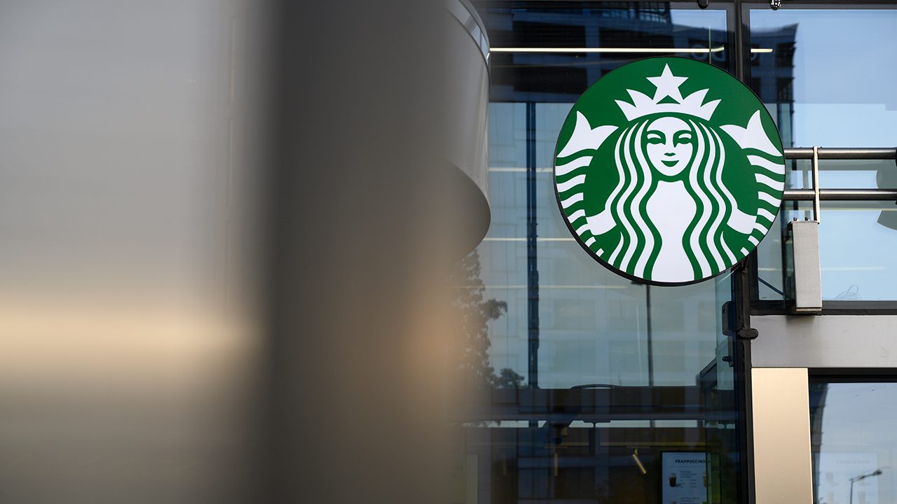 Starbucks Ceo Brian Niccol Debuts New Us Plan To Keep You In Stores Longer
