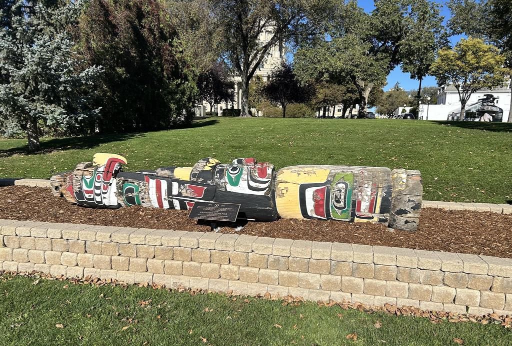 Totem Pole That Has Stood Near The Manitoba Legislature For 53 Years Is Removed