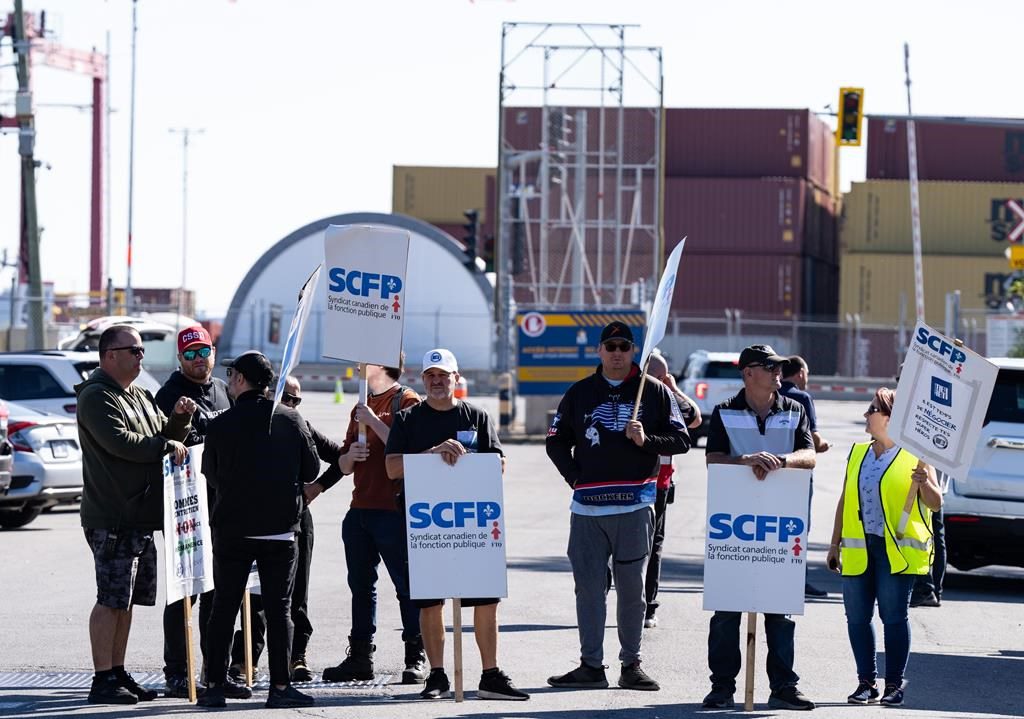 Montreal Dockworkers To Hold One Day Strike As Contract Talks Stall