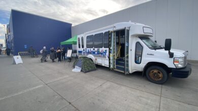 Spruce Grove, Alta. Woman Fundraising For The City’s Homeless Through ‘connection Bus’