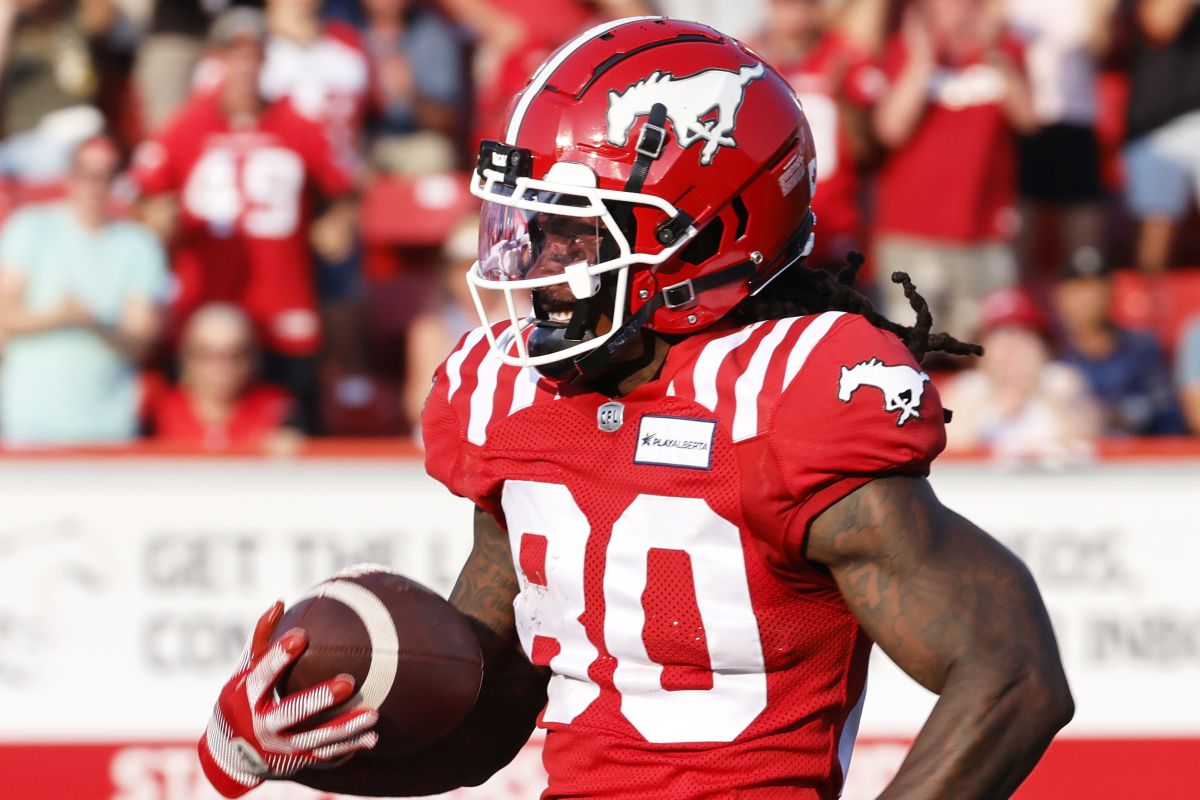 Marken Michel Earns Calgary Stampeders’ Herm Harrison Memorial Award