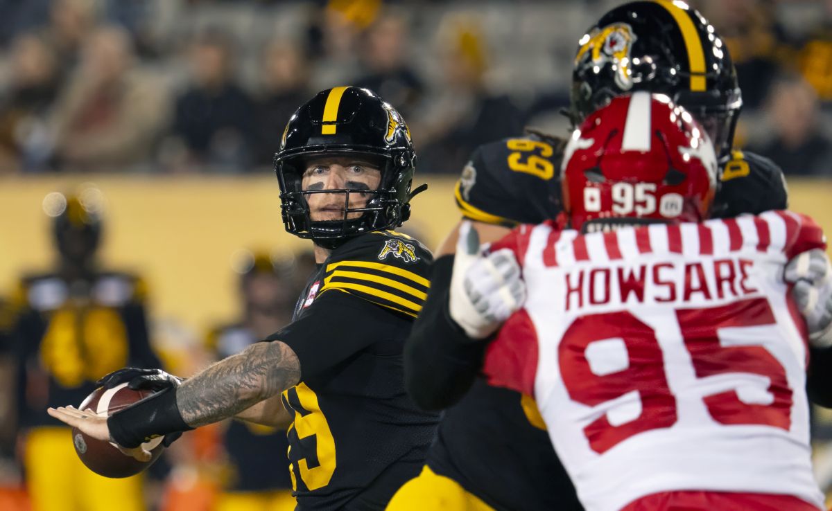 Bo Levi Mitchell’s 5 Td Passes Lead Tiger Cats Past Stampeders 42 20