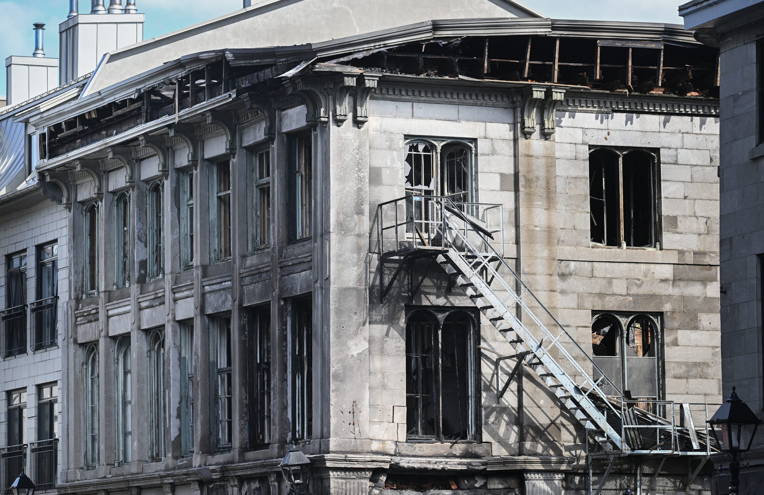 Old Montreal Fire: 2 Charged With Arson, Second Degree Murder