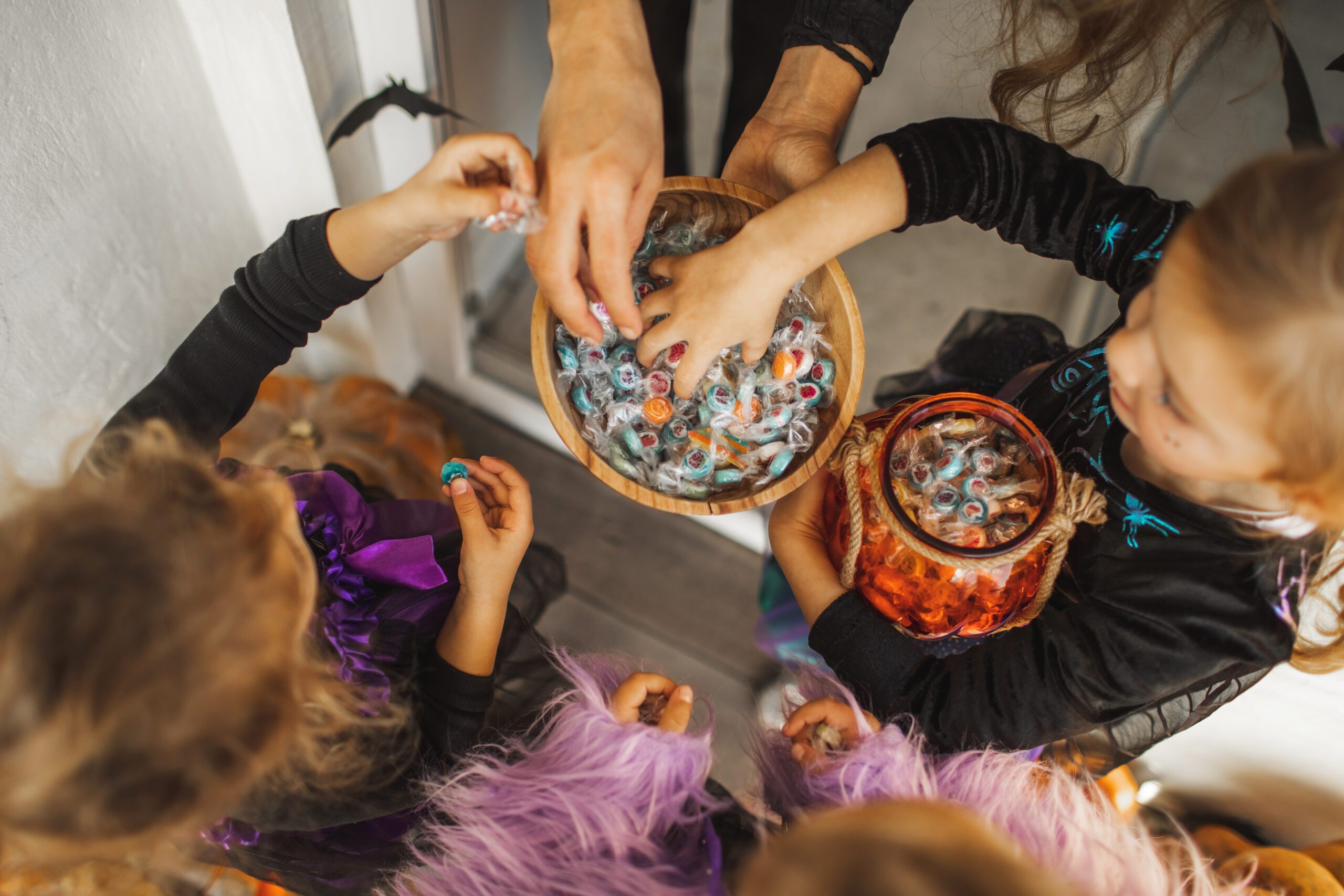Canadians Split On Handing Out Halloween Candy This Year: Poll