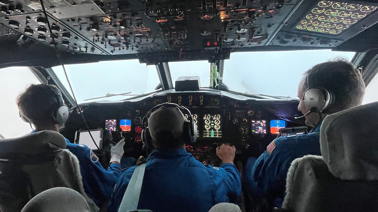 Noaa's 'hurricane Hunters' Utilize Lockheed, Gulfstream Planes To Get Storm Data