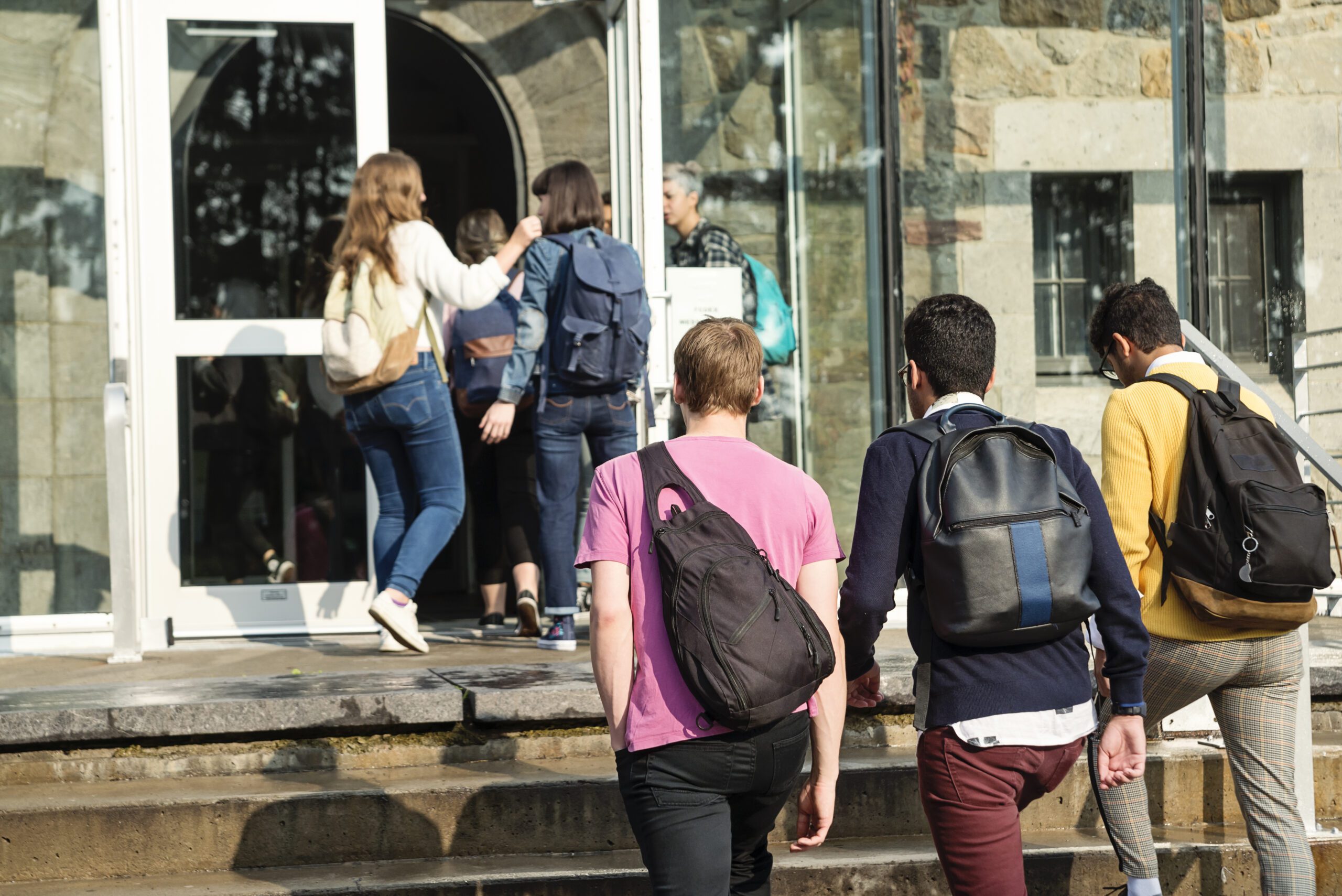 Quebec Claims Private Colleges Are Selling Citizenship. The Data Tells Another Story