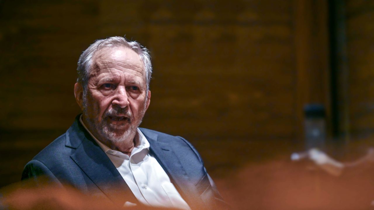 Larry Summers Says Jobs Report Shows Fed's Half Point Rate Cut Was 'a Mistake'