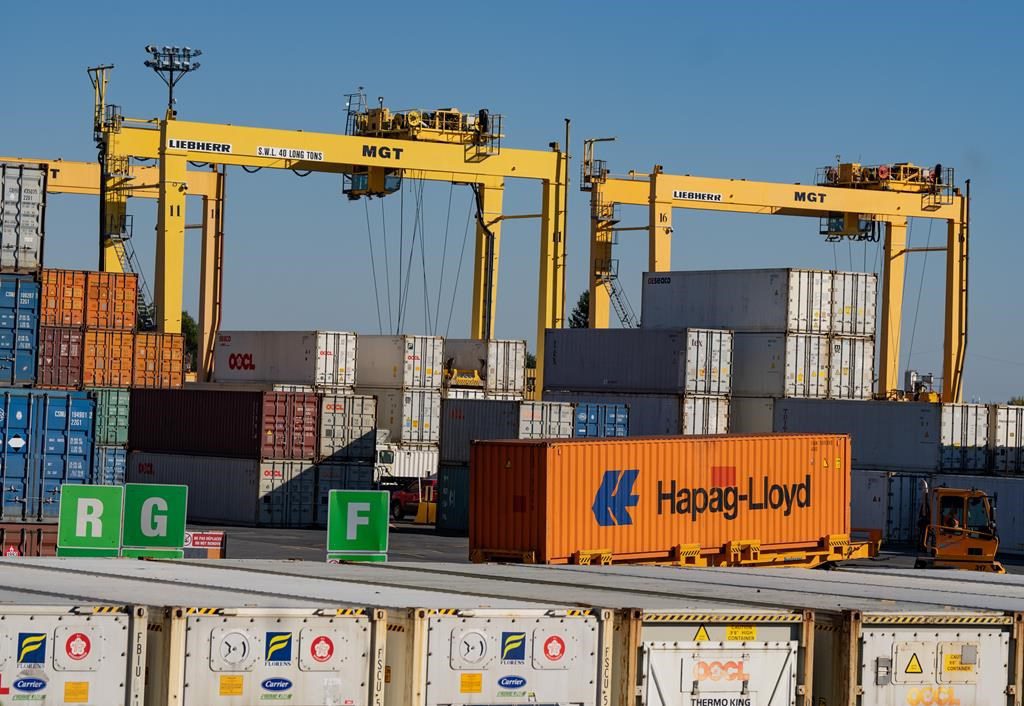 Port Of Montreal Employer Issues ‘final’ Offer To Dockworkers, Threatens Lockout