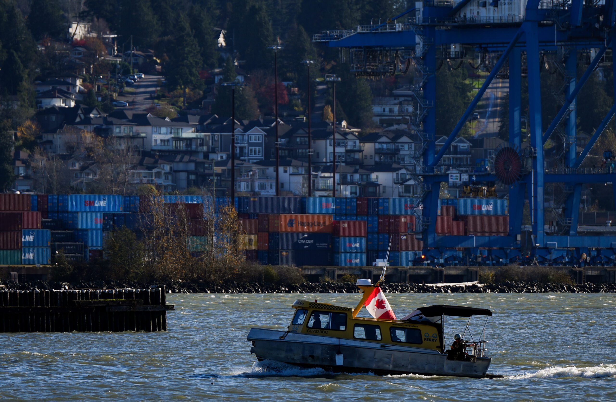Ottawa Orders End To B.c., Montreal Port Shutdowns With Binding Arbitration