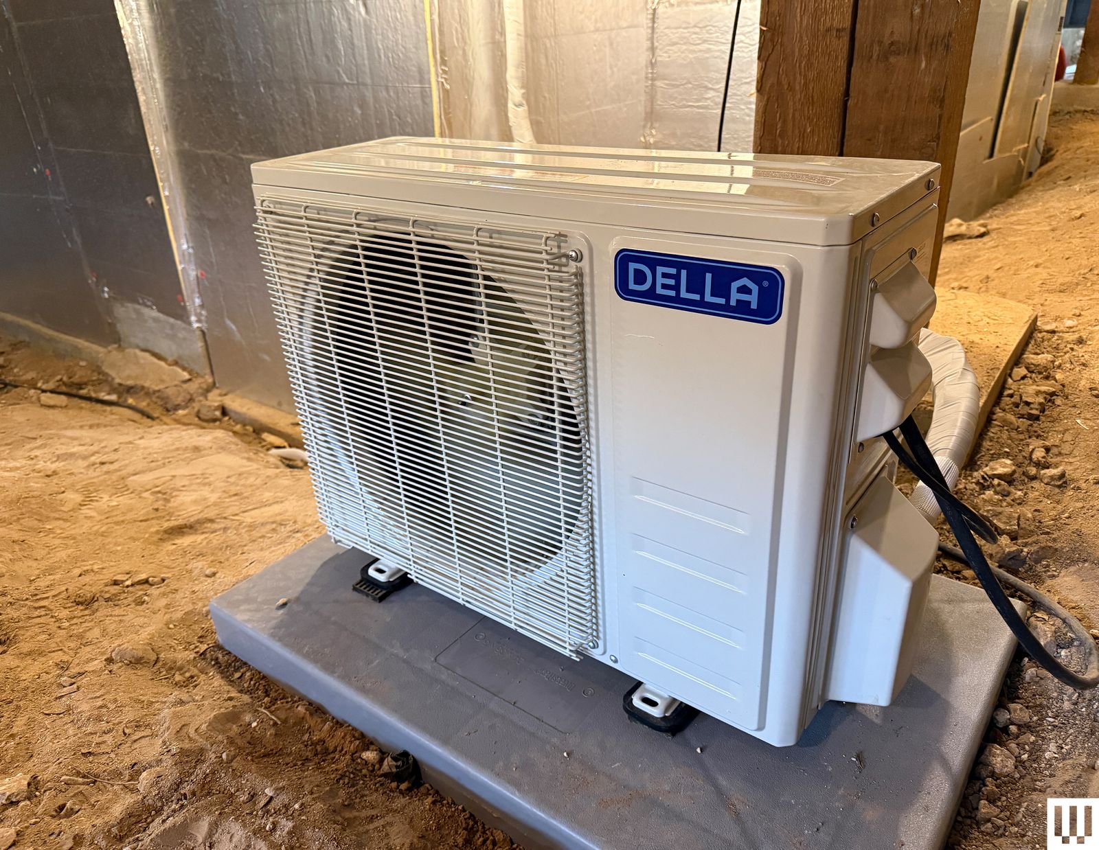 Image may contain Device Electrical Device Appliance and Washer