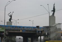 Metro Bridge spanning the Dnipro River in Kyiv
